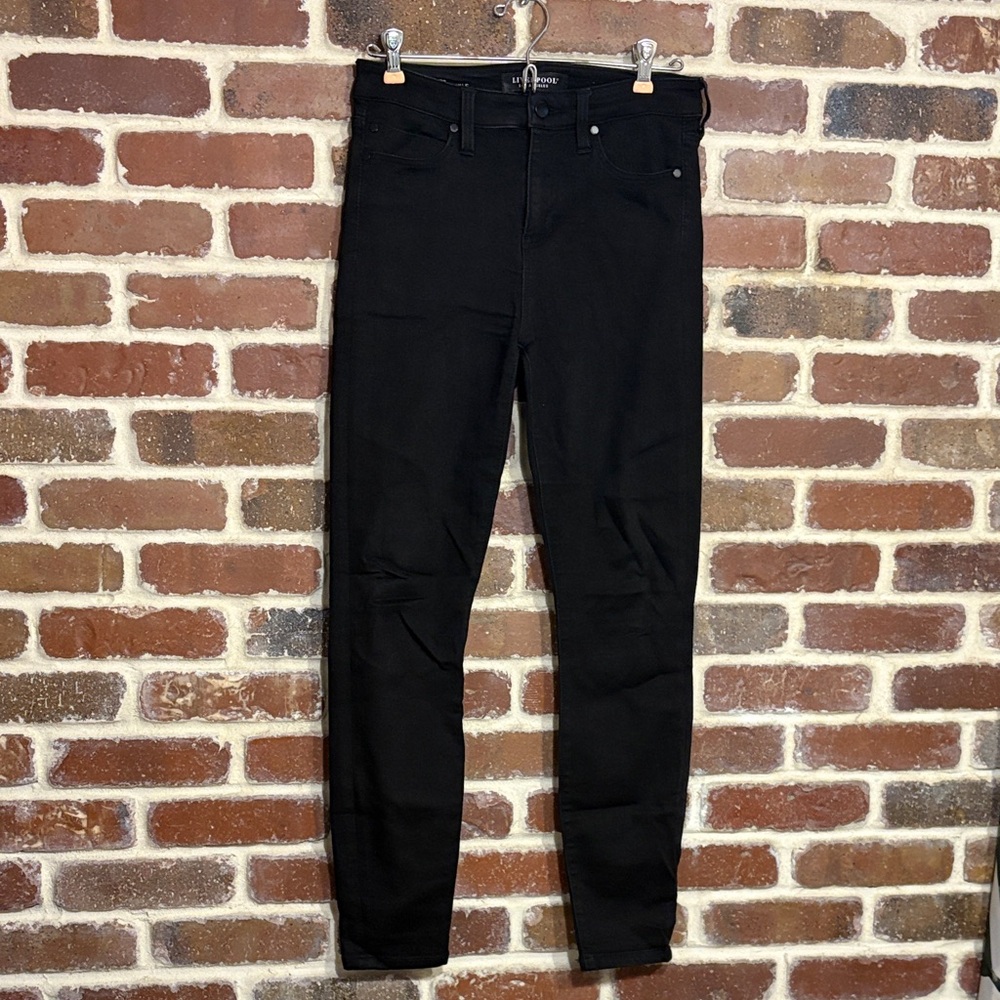 Liverpool High-Rise Ankle Jeans in Black size 2